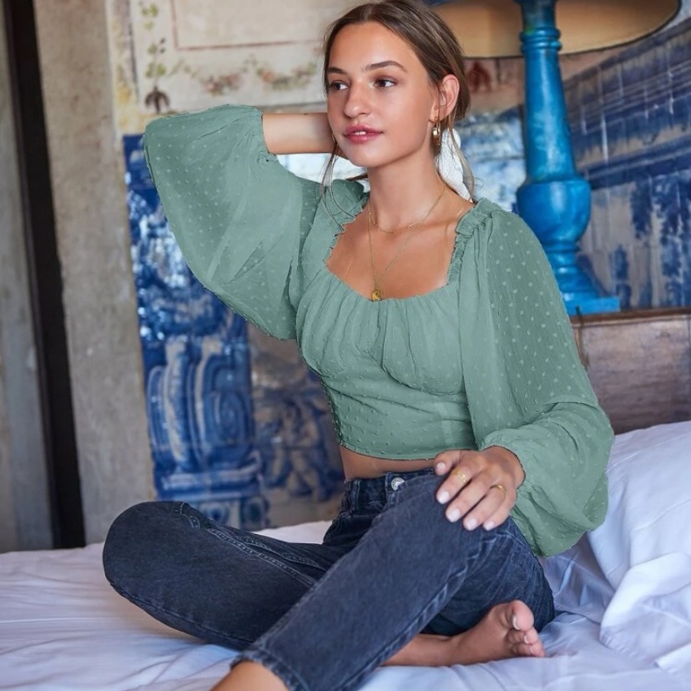Swiss dot cropped blouse